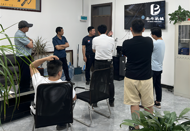 午夜免费高清软件的生产线现场更加具有影响力